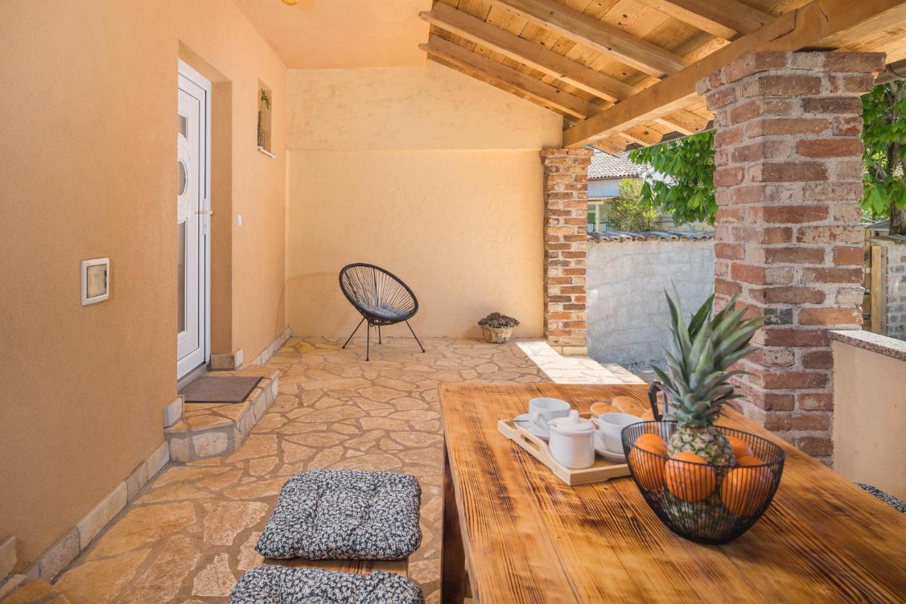 Kosinozici Casa Viktoria With Private Garden And Bbq 빌라 외부 사진