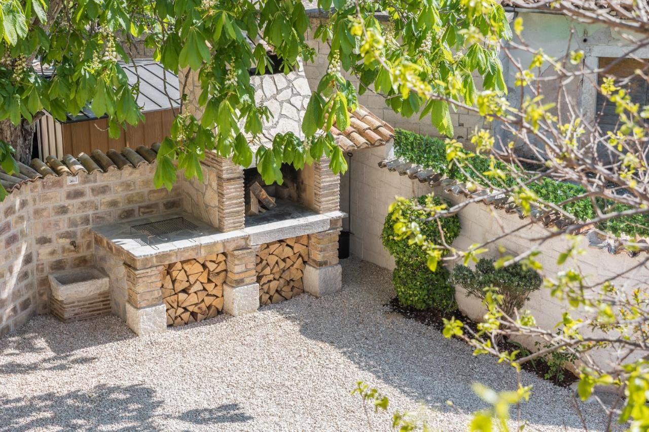 Kosinozici Casa Viktoria With Private Garden And Bbq 빌라 외부 사진