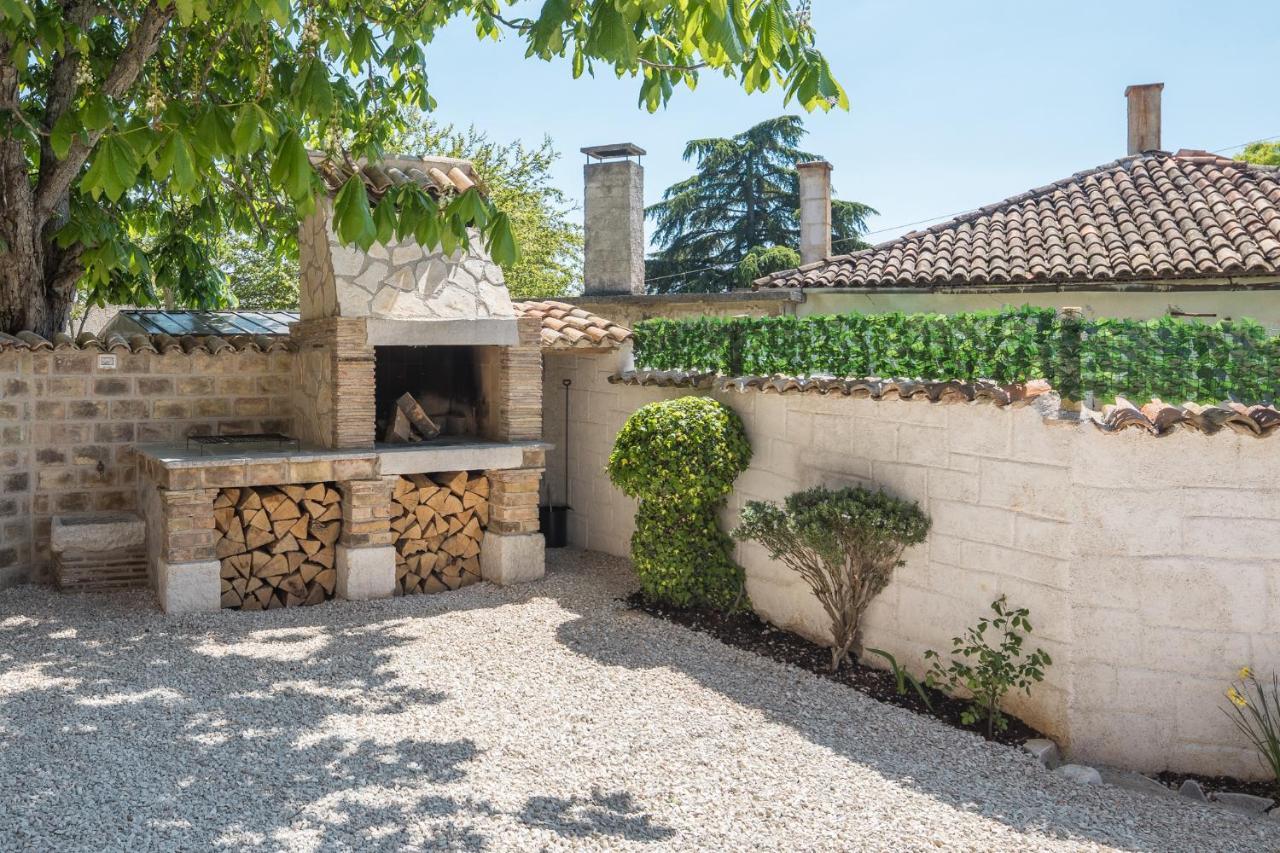 Kosinozici Casa Viktoria With Private Garden And Bbq 빌라 외부 사진
